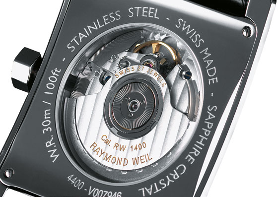 Le module Dubois Dépraz complète le mouvement "Top" ETA 2892 magnifiquement décoré.